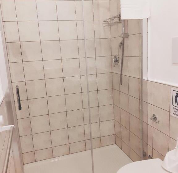 اتاق استاندارد, B&b Al Pentagramma