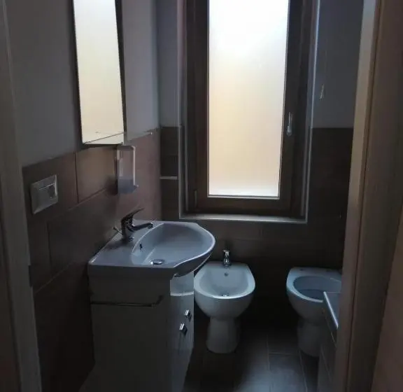 バルコニー付き１ベッドルームアパートメント, B&b Andemar Rooms