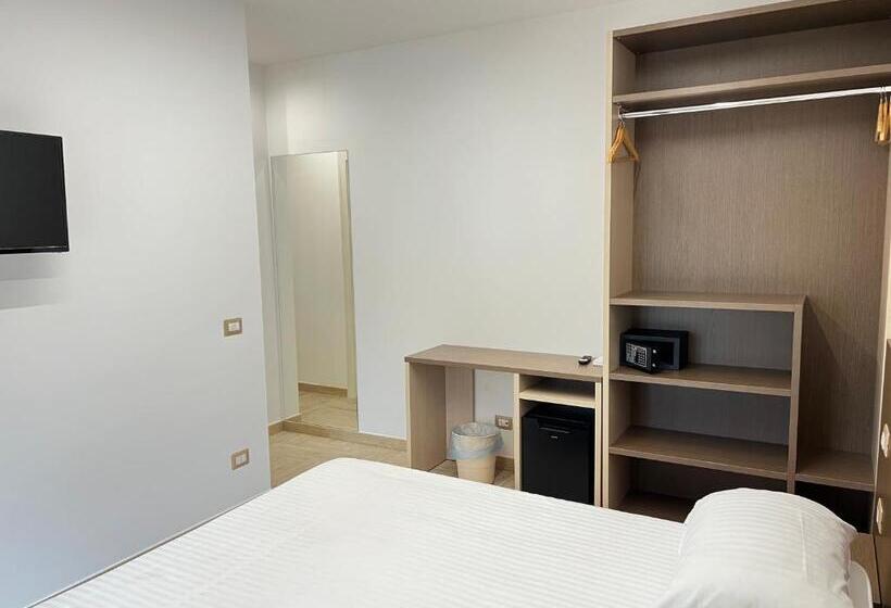 חדר משפחתי דלוקס, Dipladenia Garden Country Resort