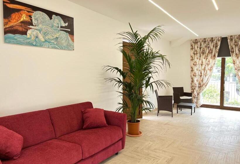 חדר משפחתי דלוקס, Dipladenia Garden Country Resort