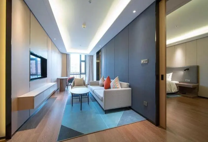 キングサイズベッドのスイートルーム, Holiday Inn Express Yixing, An Ihg