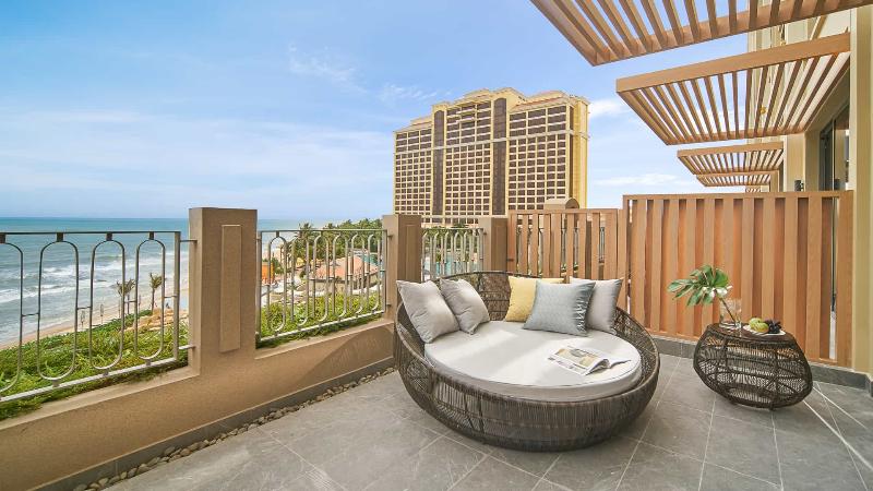 اتاق استاندارد با تخت بزرگ, Holiday Inn Resort Ho Tram Beach, An Ihg