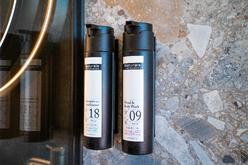 سوئیت با تخت بزرگ, Holiday Inn Resort Ho Tram Beach, An Ihg