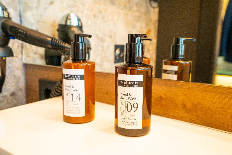 سوئیت با تخت بزرگ, Holiday Inn Resort Ho Tram Beach, An Ihg