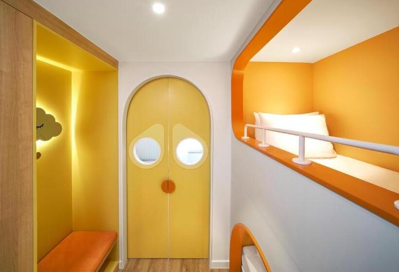 سوییت خانوادگی, Holiday Inn Resort Ho Tram Beach, An Ihg