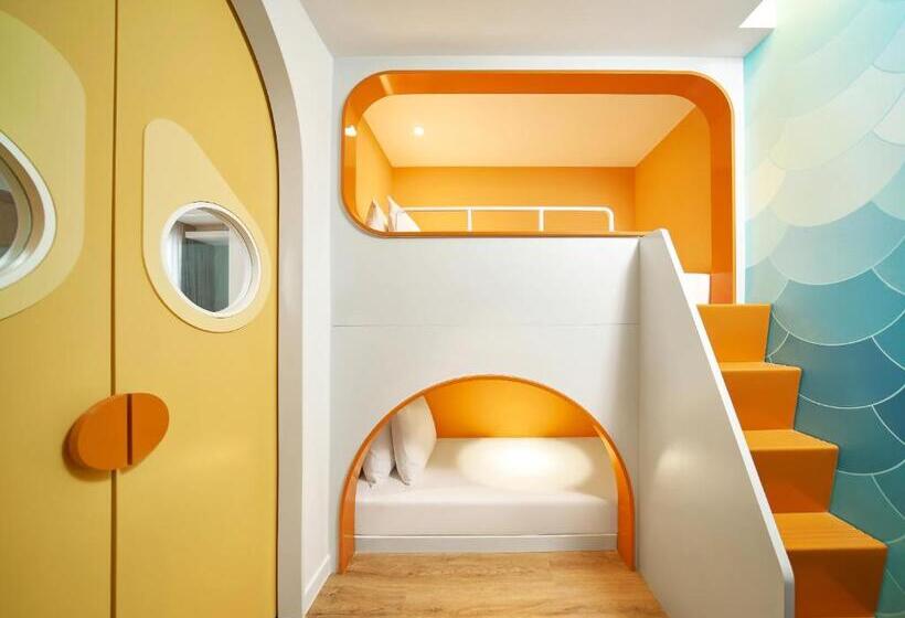 سوییت خانوادگی, Holiday Inn Resort Ho Tram Beach, An Ihg