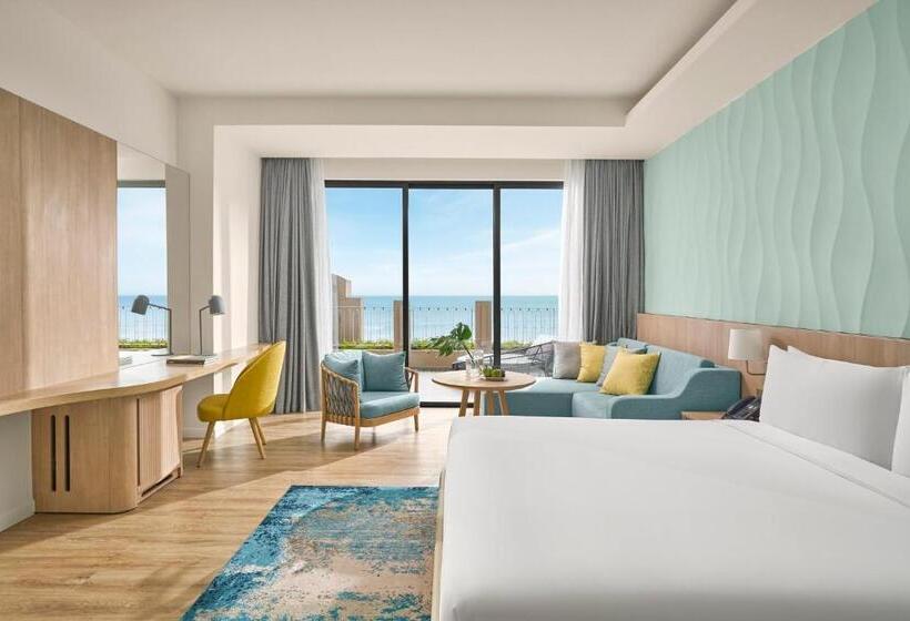 اتاق استاندارد با تخت بزرگ, Holiday Inn Resort Ho Tram Beach, An Ihg