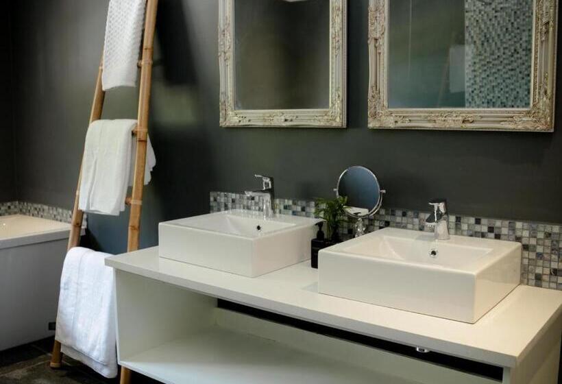 Люкс Повышенной Комфортности, Mogi Boutique