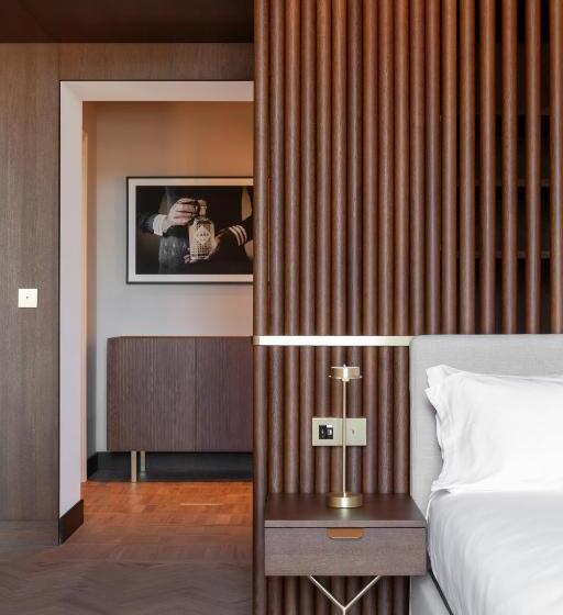 带观景的标准间, Amabilia Suites