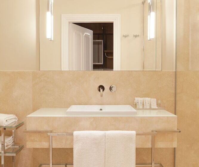 带观景的标准间, Amabilia Suites