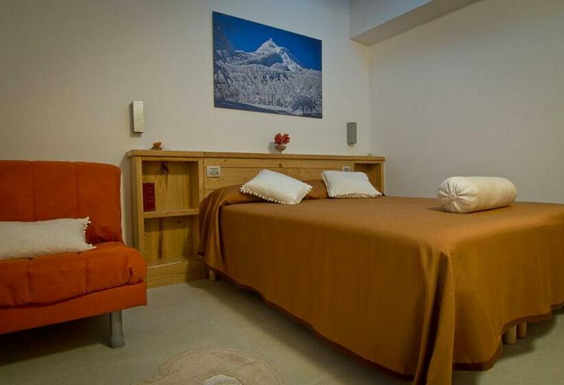 غرفة قياسية, Paesemio Cervarezza Di Bolzoni Maria Graziella