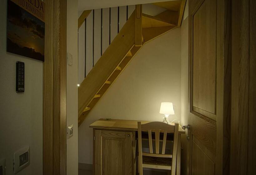 جناح, Paesemio Cervarezza Di Bolzoni Maria Graziella