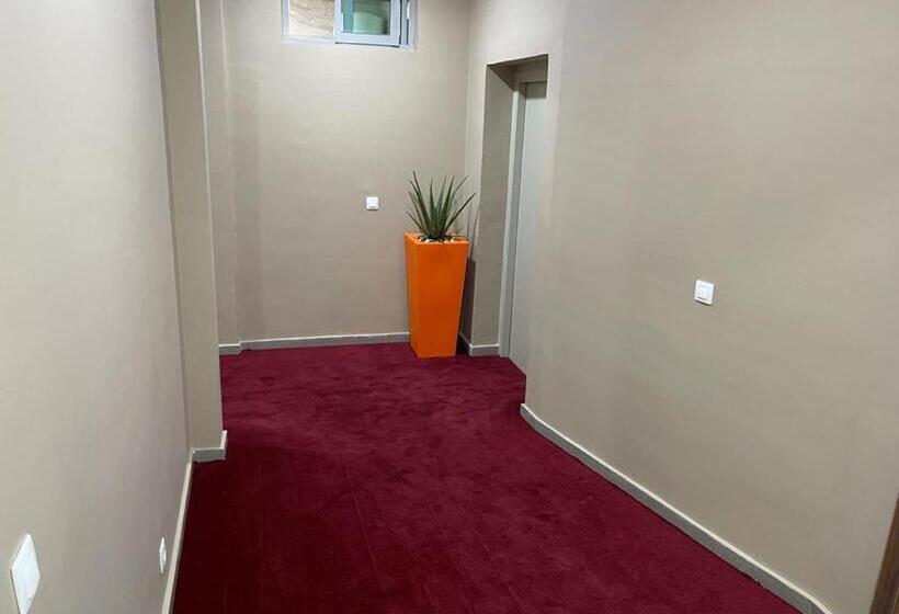 سوییت جونیور, Residence Sycomore 1