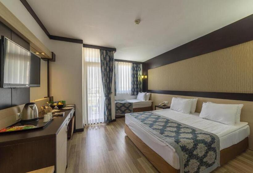 Номер Стандарт Вид на Бассейн, Amon Hotels Belek   Adult Only