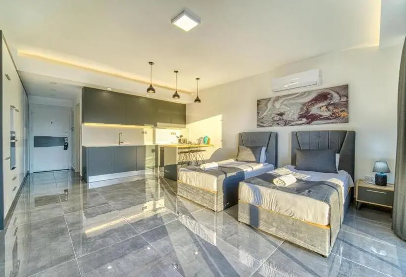 استودیوی استاندارد, Courtyard Long Beach Holiday Resort