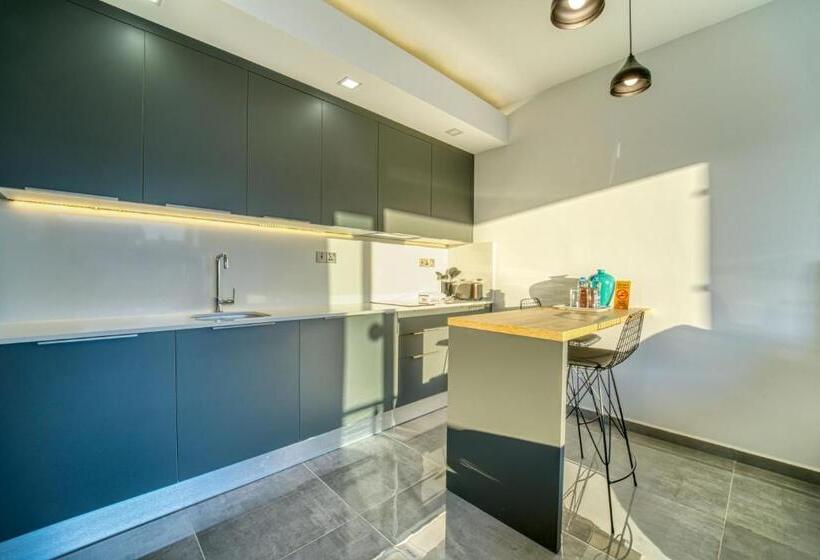 سوییت با چشم‌انداز استخر, Courtyard Long Beach Holiday Resort