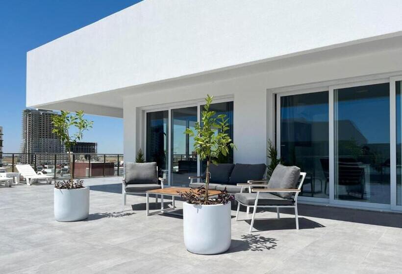 1 Bedroom Penthouse Apartment, Courtyard Long Beach Holiday Resort