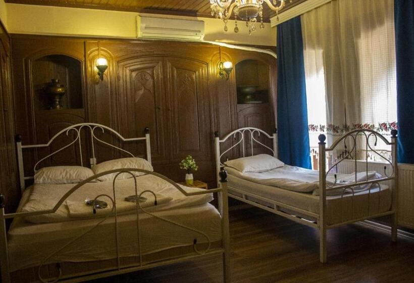 اتاق خانوادگی, şirvani Konağı