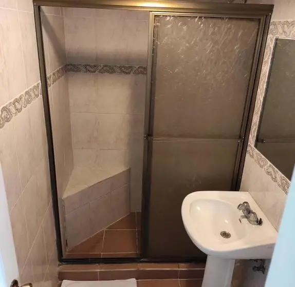 Standard Kolmen Hengen Huone, La Casa De Doña Cata