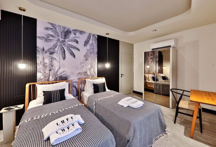 سوییت سوپریور, Luff Suites