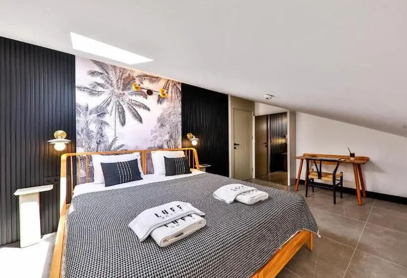 Habitació Triple Economy, Luff Suites