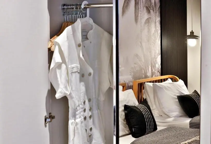 Suite 2 Dormitoris, Luff Suites
