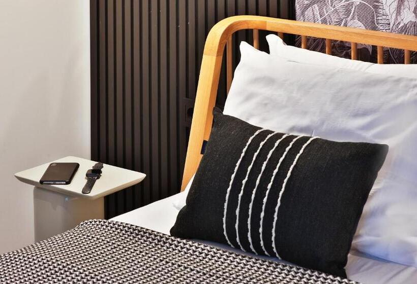 سوئیت 2 خوابه, Luff Suites