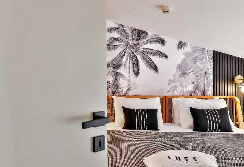 Трехместный Номер Стандарт с Балконом, Luff Suites