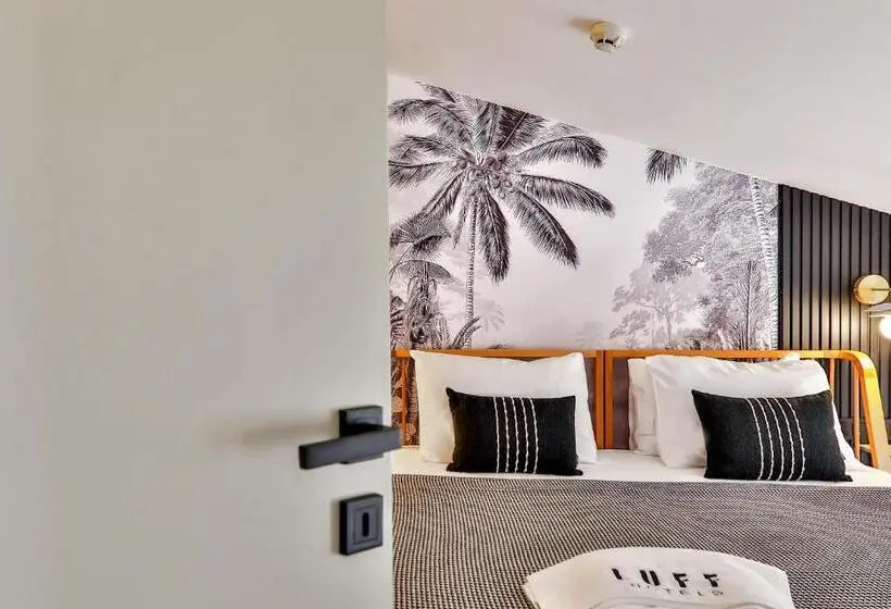 Habitació Triple Estàndard amb Balcó, Luff Suites