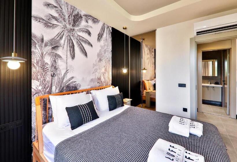 سوئیت با بالکن, Luff Suites