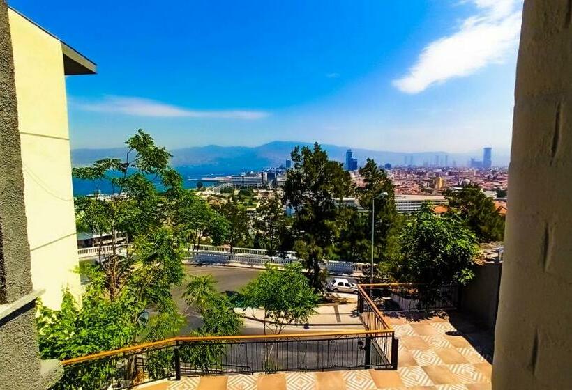 片側に海が見えるデラックスルーム, Variante