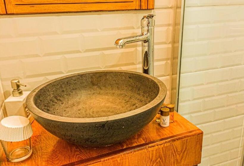 海景标准间带阳台, Variante