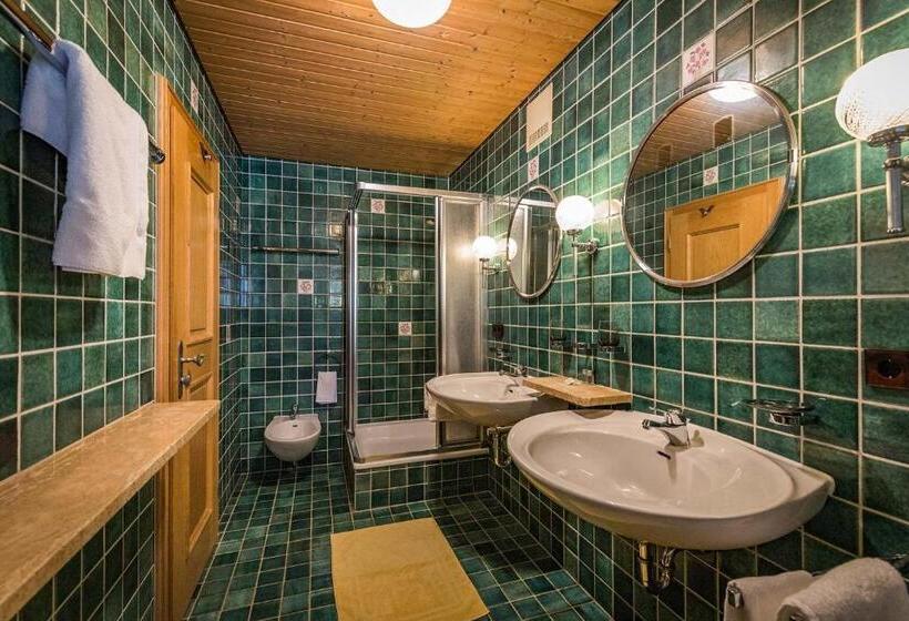 غرفة قياسية مزوَّدة بشُرفة, Landhotel Sonnleiten