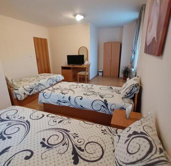 标准三人间, Guest Rooms Bansko