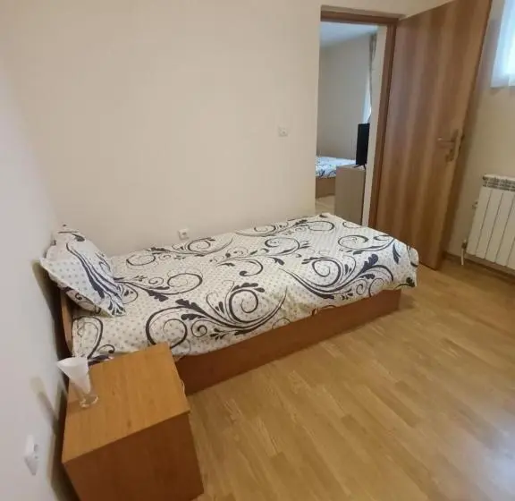 اتاق خانوادگی, Guest Rooms Bansko