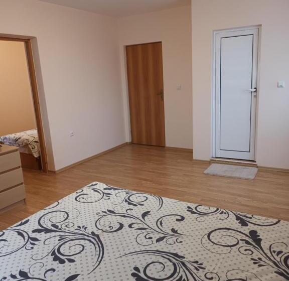 Семейный Номер, Guest Rooms Bansko