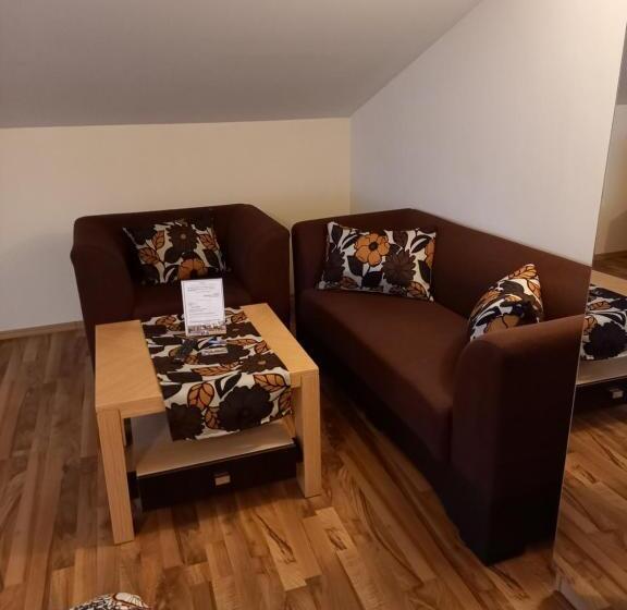 Quarto Estandar com Sacada, Guest Rooms Bansko