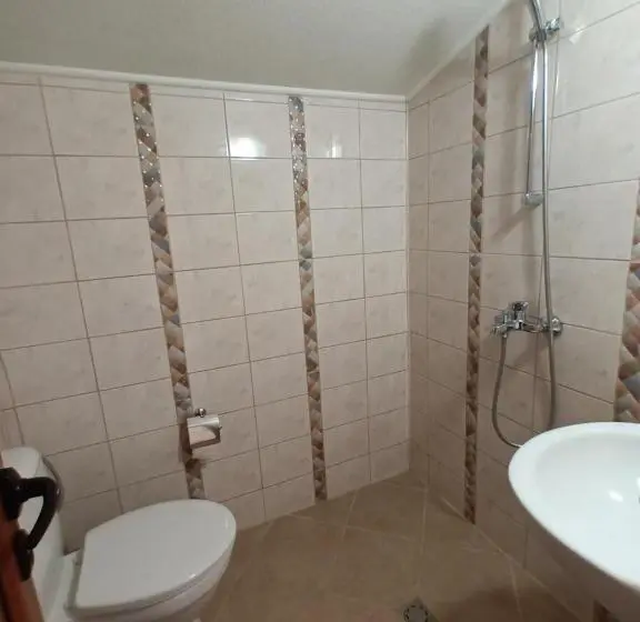 اتاق لوکس با بالکن, Guest Rooms Bansko