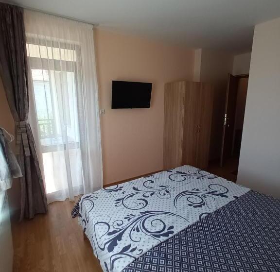 Quarto Estandar com Sacada, Guest Rooms Bansko