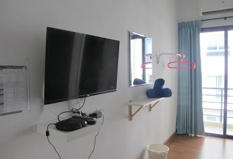اتاق لوکس با تخت بزرگ, Sleepy And Homey Don Mueang Airport Hostel