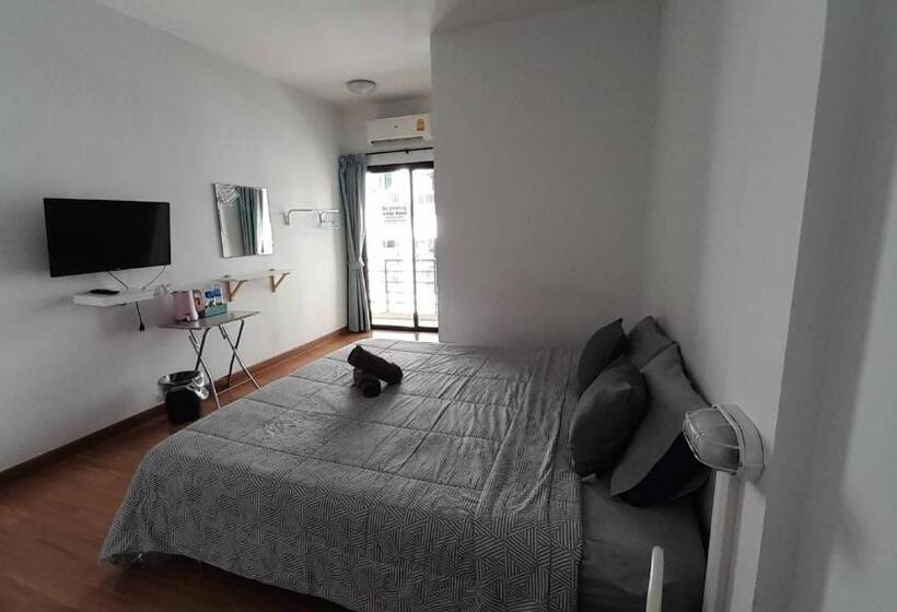 اتاق لوکس با تخت بزرگ, Sleepy And Homey Don Mueang Airport Hostel