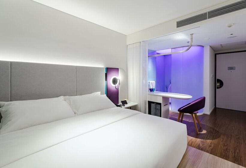 اتاق استاندارد چهار تخته, Sojo Hotel Nam Dinh