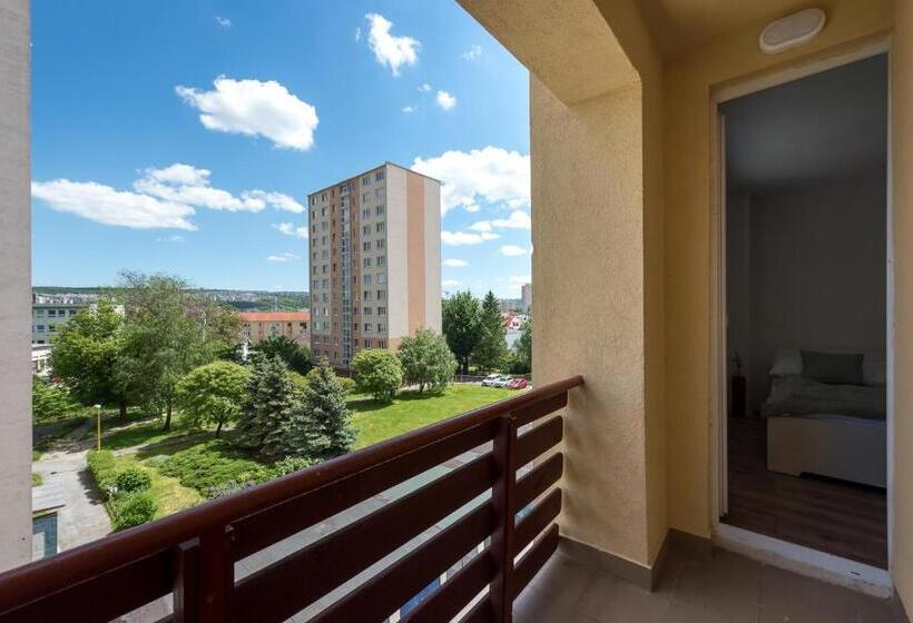 سوییت خانوادگی, Symple Apartments