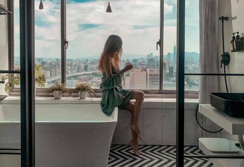 اتاق لوکس با وان آب گرم, 小所在 Urban Abode 所在行旅