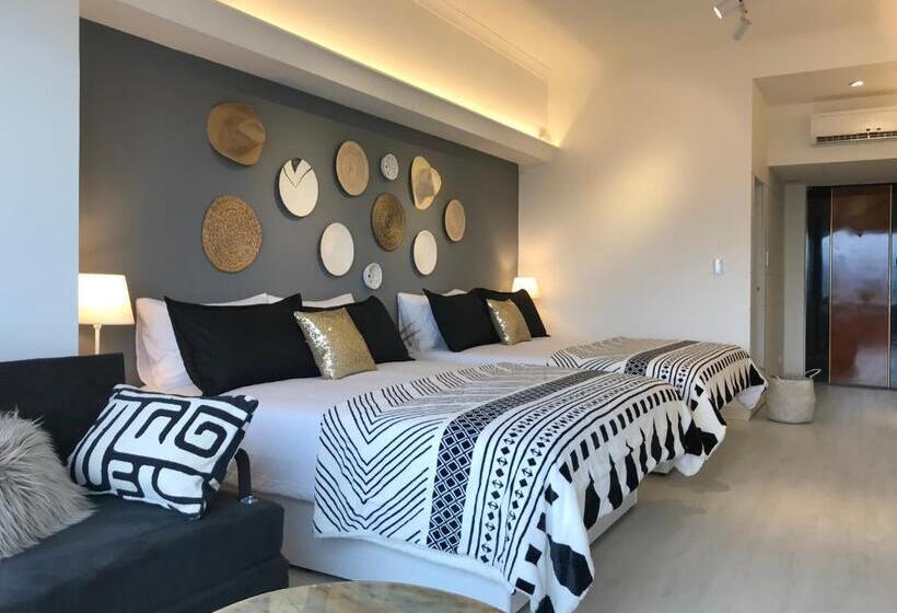 استودیوی لوکس, 小所在 Urban Abode 所在行旅