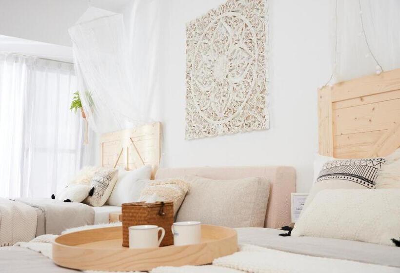استودیوی استاندارد, 小所在 Urban Abode 所在行旅