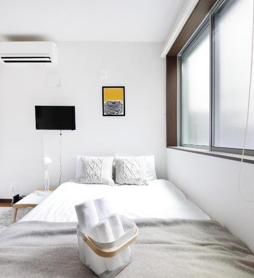 Standart Oda, アリア曳舟