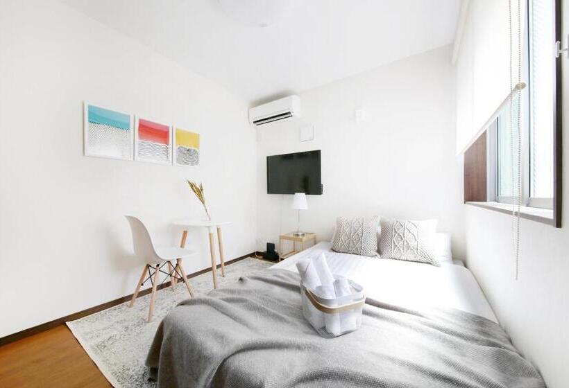 Standart Oda, アリア曳舟