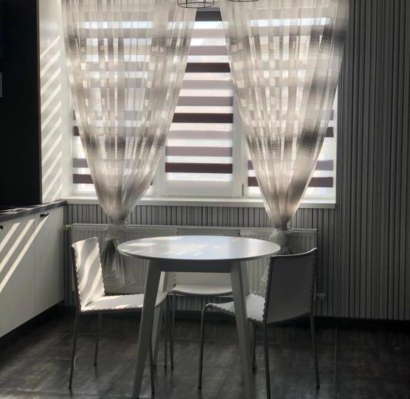 סטודיו סופריור, Chayka Home