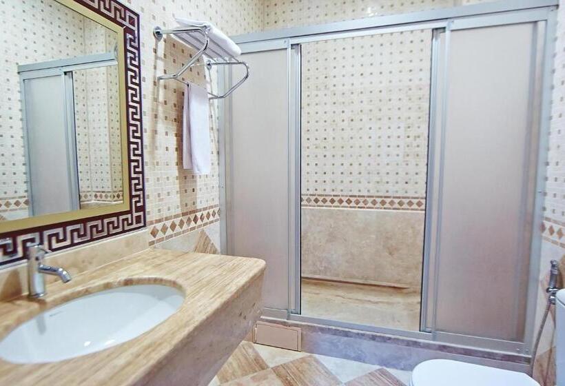 اتاق استاندارد یک نفره, Grand Nakhchivan